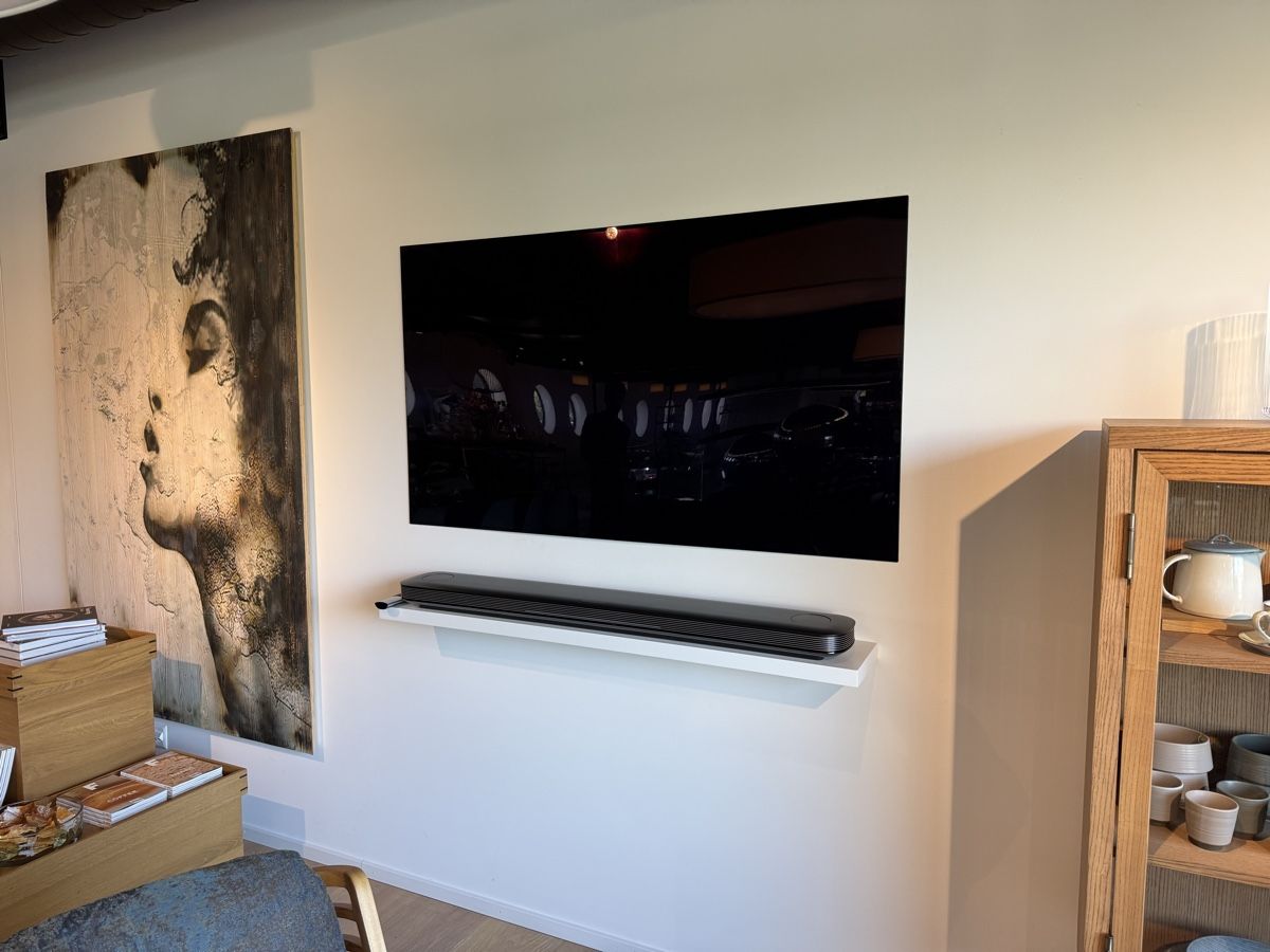 LG Televisori: Defekter LG Signature TV – Difettoso da Rümlang venduto da dononila