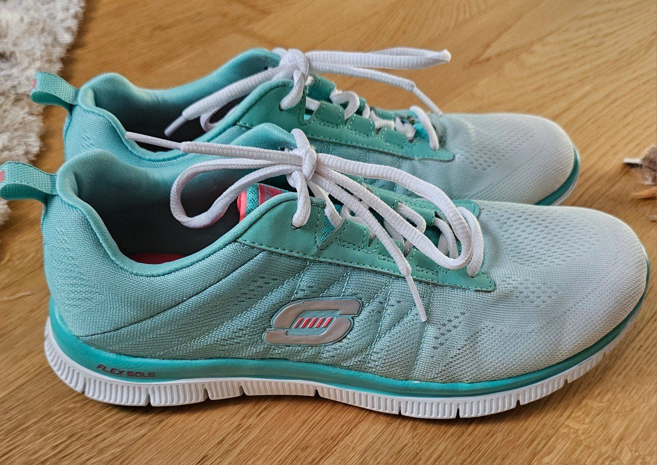 Skechers Scarpe da uomo: Skechers Sneaker, hellgrün, Grösse 39 – Usato da Liestal venduto da Nerina5 2