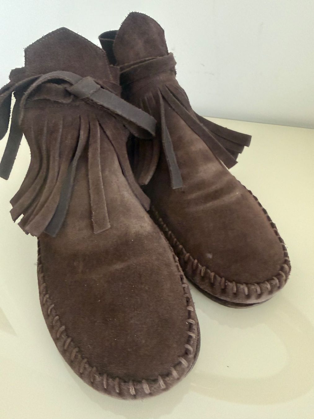 Scarpe da donna: WILDLEDER MOKASSIN FRANSEN BRAUN GR.40 – Usato da Steg im Tösstal venduto da goldlionfree