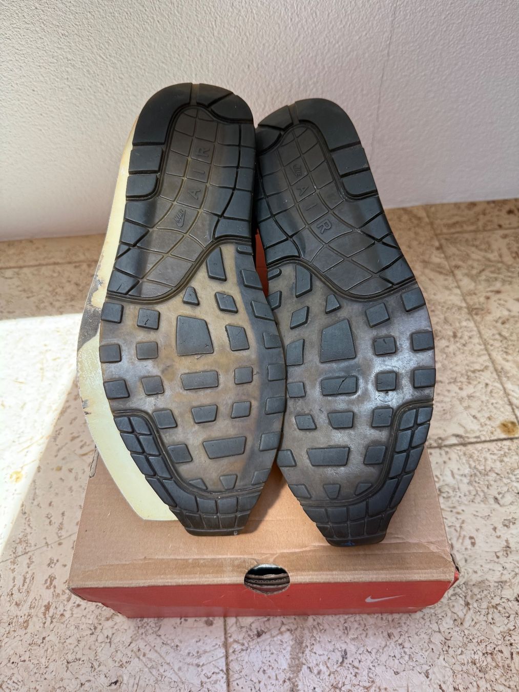 Nike Scarpe da uomo: Nike Air Max 1 x Ben Drury "Hold Tight" – Difettoso da Worb venduto da le_castor 6