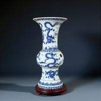Chinesische Blauweiß-Drachenvase aus Porzellan Qianlong-Stil