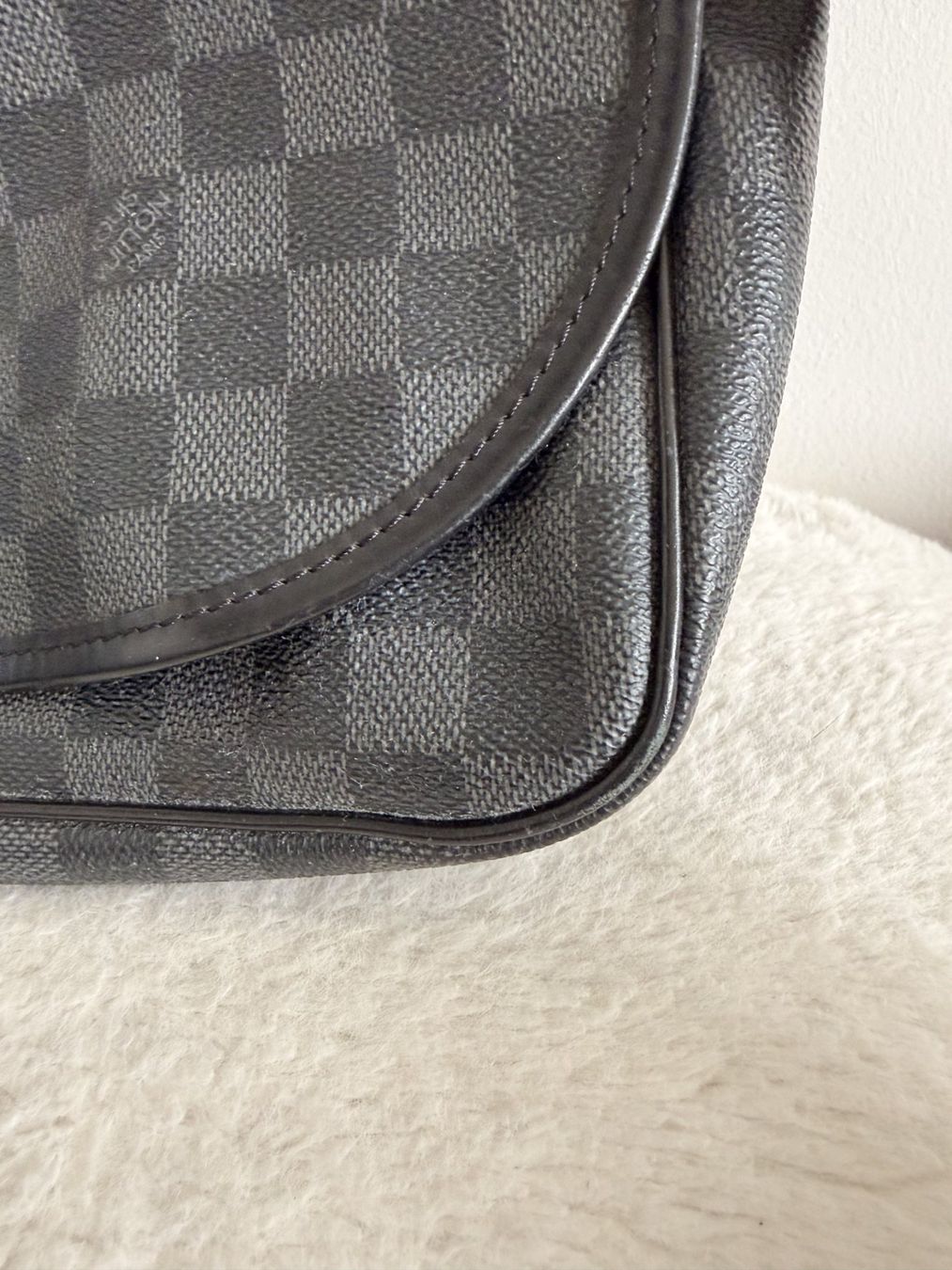 Louis Vuitton Borse: Louis Vuitton Daniel MM Damier Graphite - Bon état – Usato da Yverdon-les-Bains venduto da zchtc2012 5