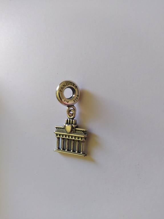 Anhänger: Pandora Charm Brandenburger Tor – Gebraucht aus Wädenswil von gia_f8j6