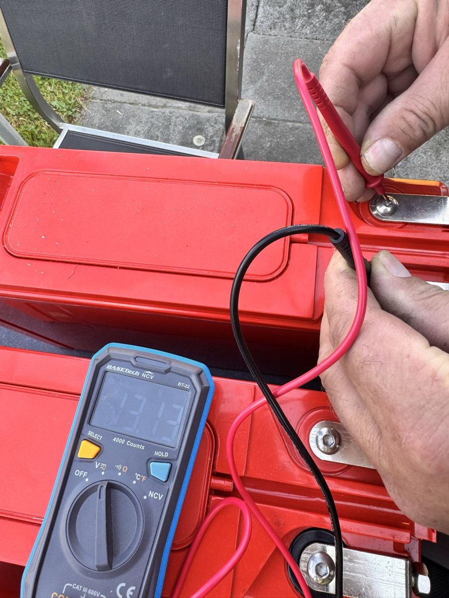 Dispositivi a energia solare: Solar Akku Batterie PowerSafe SBS 100F Batterien – Usato da Horw venduto da dancav 6