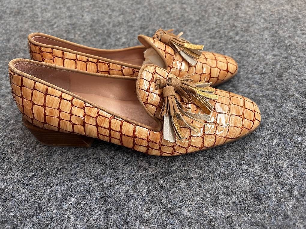 Chaussures femmes: Damenschuhe Gr. 39, Marke Wonders – D'occasion à Weinfelden par Irishtinker 1