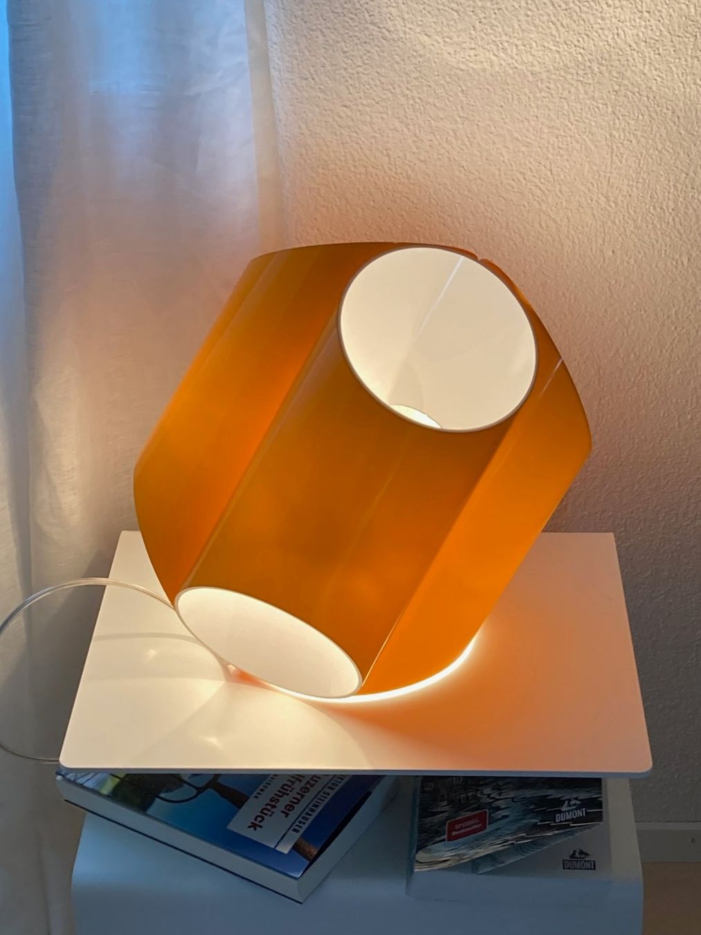 Lampade: Designer-Tischleuchte orange – Usato da Weggis venduto da GuidoLori 1