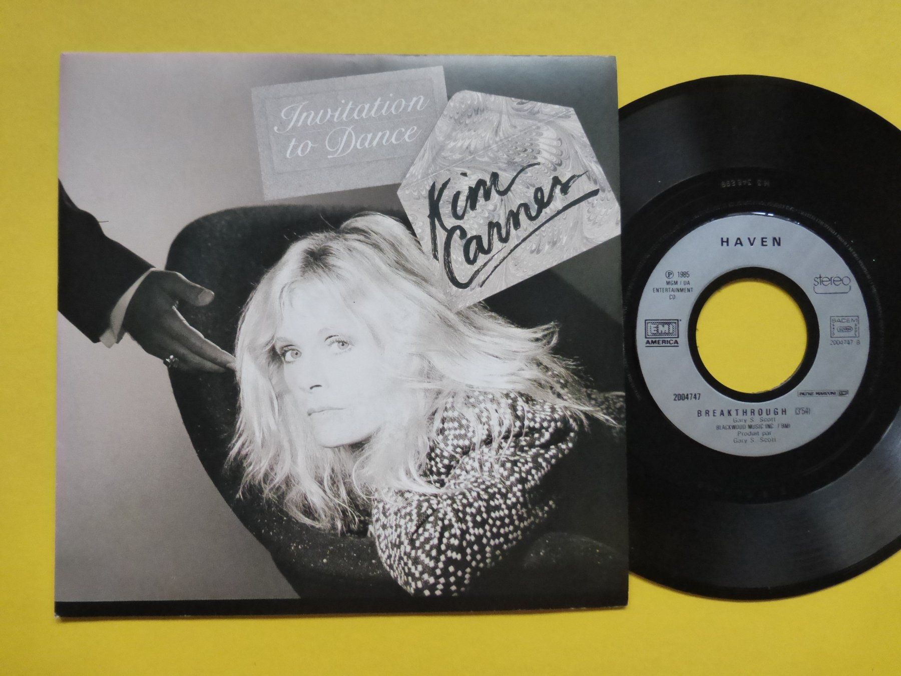 Dischi in vinile: Kim Carnes – Invitation To Dance – Usato da Zürich venduto da Swiss57