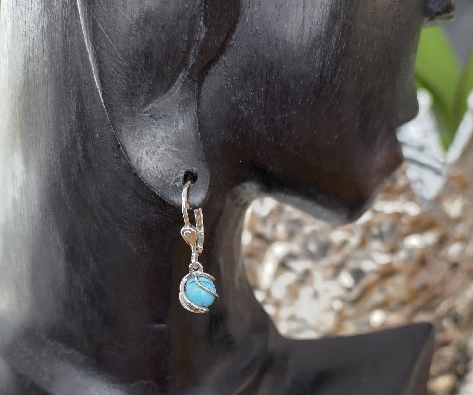 Orecchini pendenti & Orecchini a lobo: OHRRINGE IN 925 SILBER MIT BLAUEM KUGELI – Usato da Romanshorn venduto da BoutiqueA 1