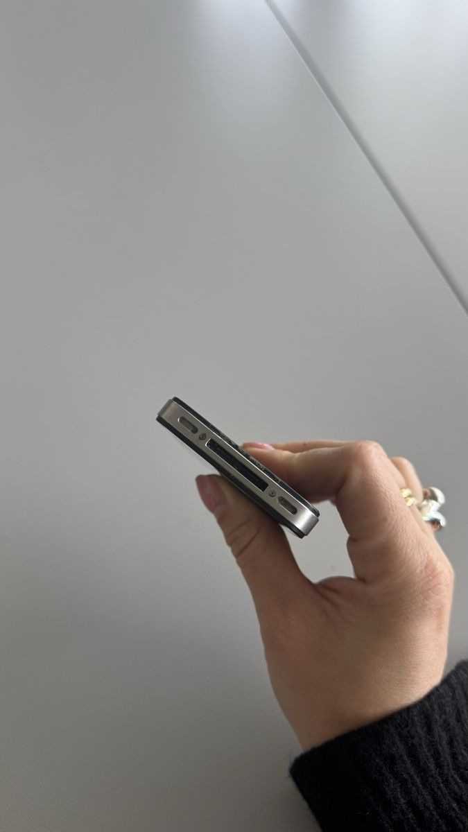Apple Handys / Smartphones: iPhone 4  – Gebraucht aus Zürich von AliciaMiller 3