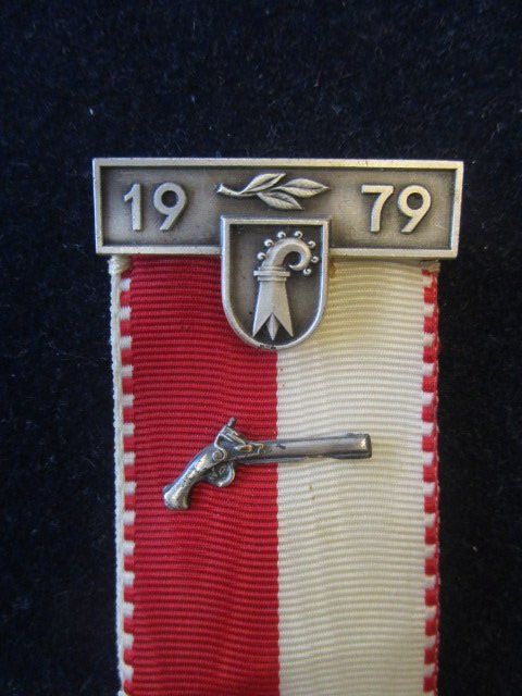 Medaglie: 35. Schweizerisches Polizeifernschiessen Basellandschaf 1979 – Usato da Luzern venduto da Horoskop1 2