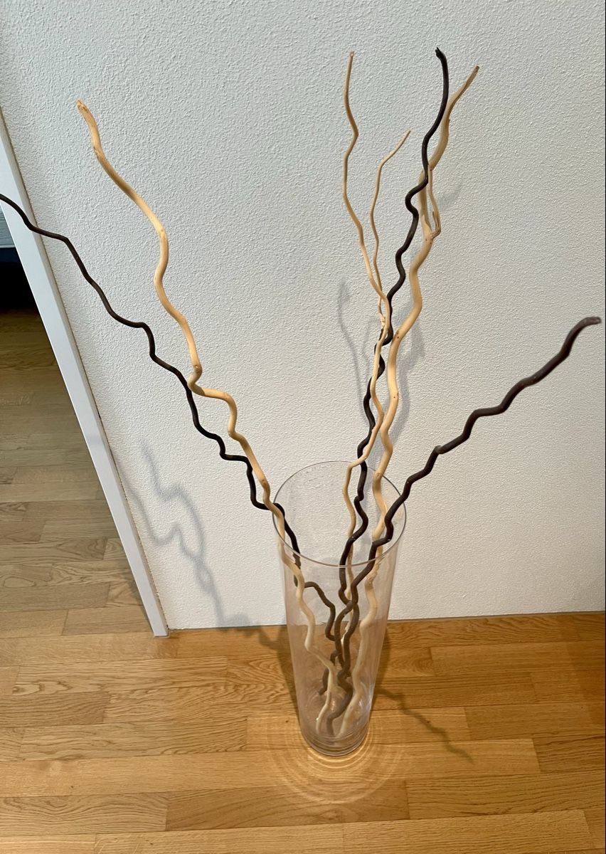 Tutte le decorazioni: Grosse Glasvase mit Ästen, Deko – Usato da Meggen venduto da Eggermanndli
