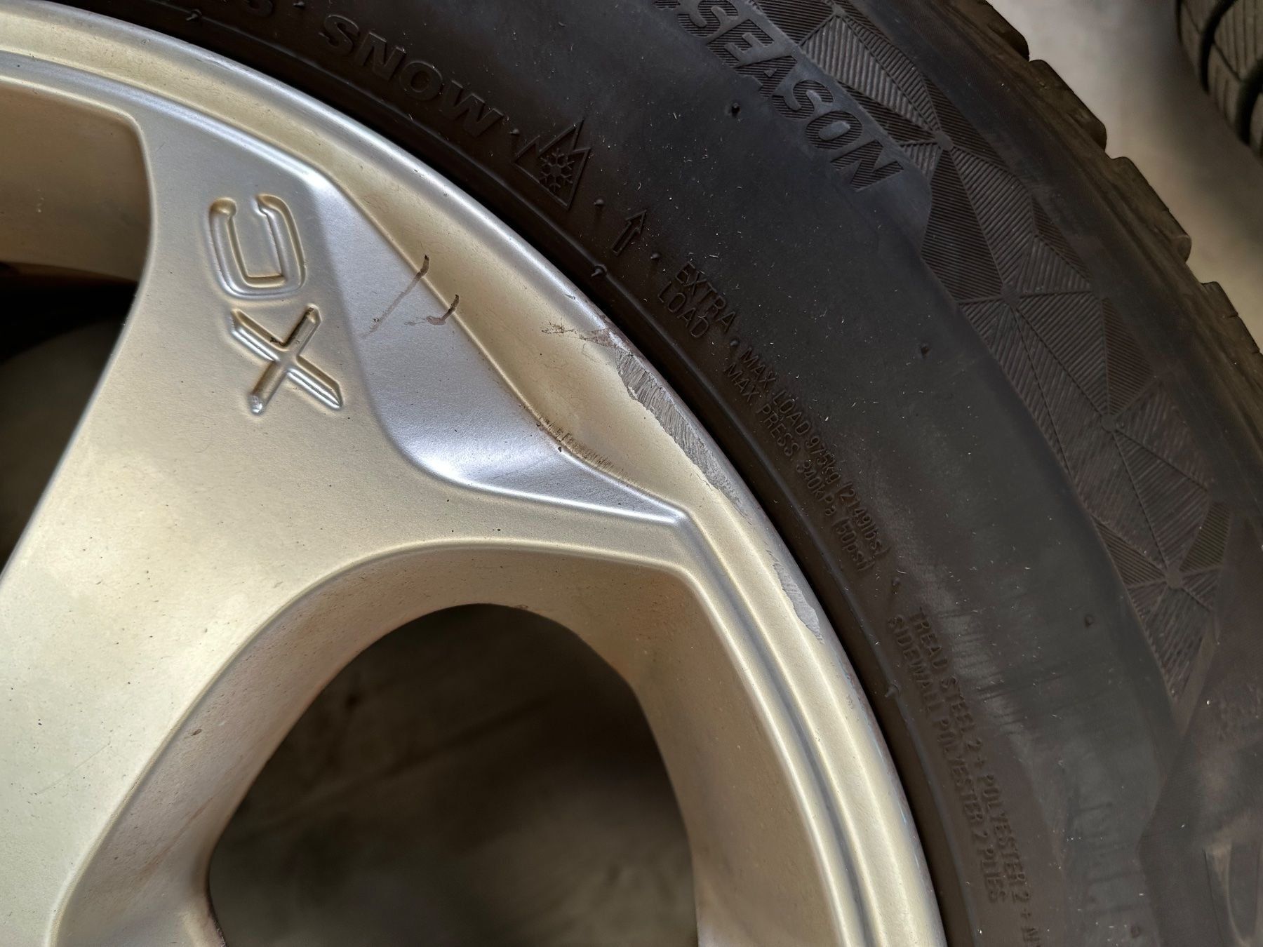 Volvo Pneumatici & Ruote complete: VOLVO XC60 18" Original Winterräder – Usato da Lyssach venduto da damorest 4