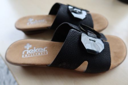 Damensandalen Grösse 40, LEDER, Marke: RIEKER - NEU