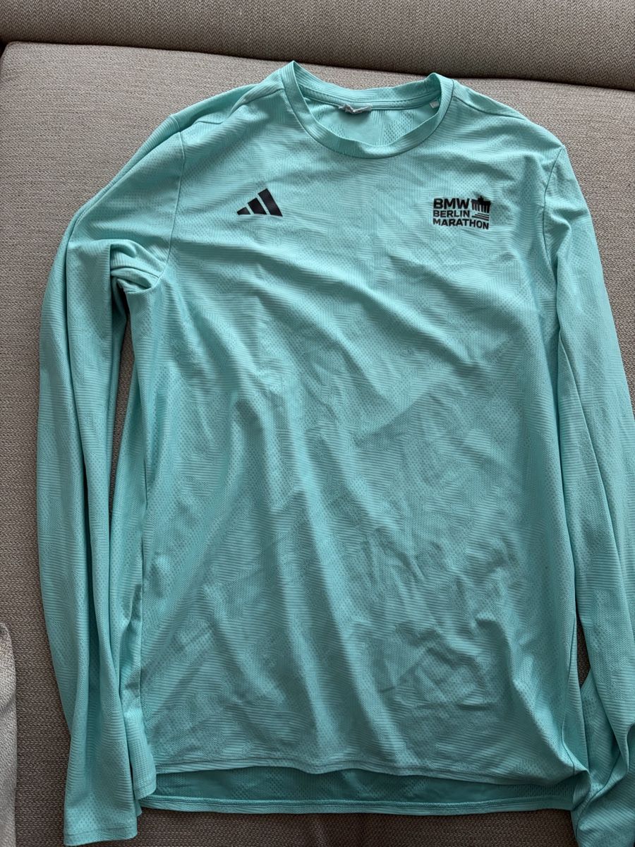 Adidas T-Shirts: Adidas Berlin Marathon Top M – Gebraucht aus Zürich von von_sj9s