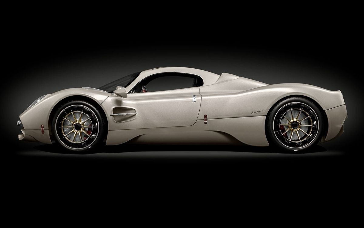 Pocher Modellini d'auto: PAGANI UTOPIA 1:8 GROSSMODELL VON POCHER – Nuovo e nell'imballaggio originale da Erlenbach i. S. venduto da MB-Next-Level 6