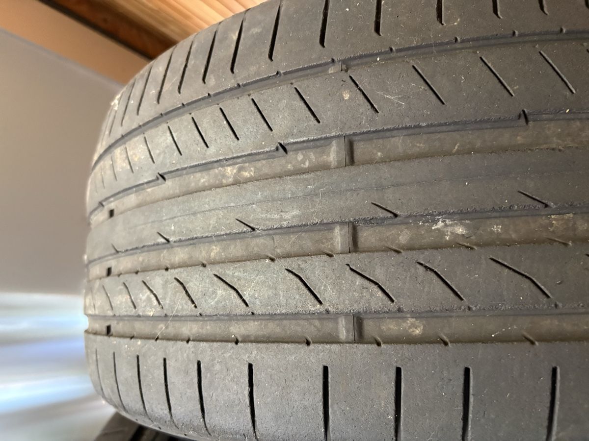 Continental Pneumatici & Ruote complete: 2 Conti-Reifen gebraucht. – Usato da Winterthur venduto da SimiA0102 2