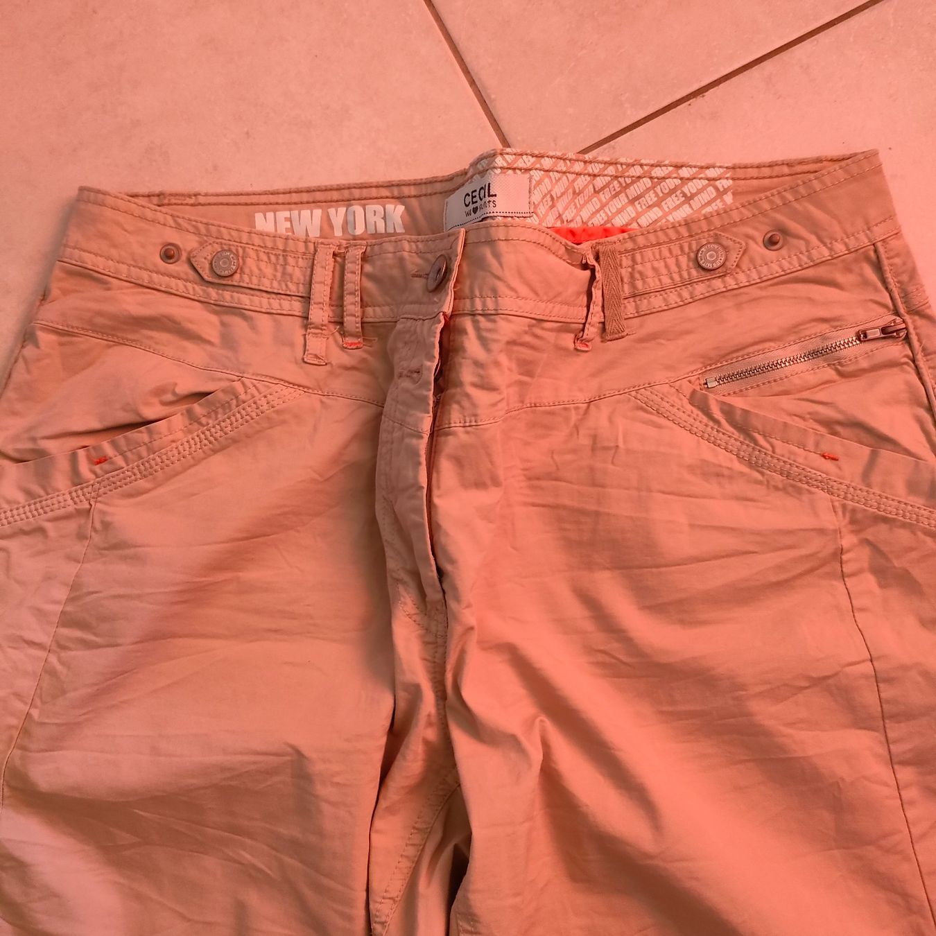 Cecil Hosen: Hosen Cecil NEU!!! – Neu (gemäss Beschreibung) aus Adelboden von Lammhult 1