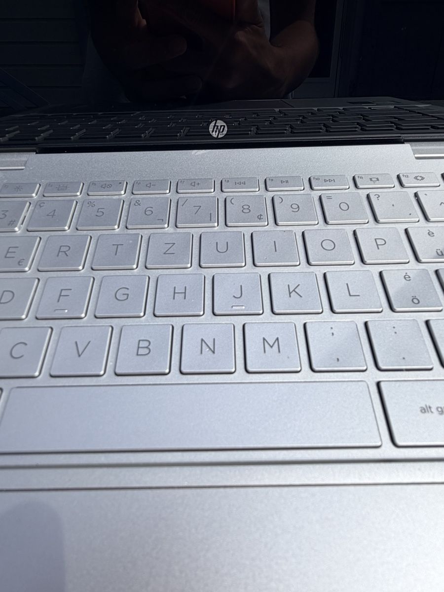 Hewlett Packard Notebook: HP Laptop inkl. Stift – Nuovo (secondo la descrizione) da Muttenz venduto da Johnny_Wishbone69 3