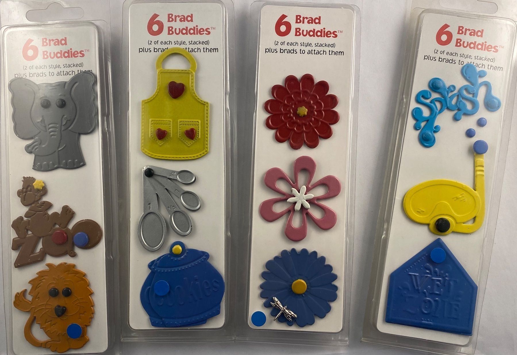 Kit bricolage: 4 Packs Decorative Brads – Nuovo (secondo la descrizione) da Wichtrach venduto da Mona1994
