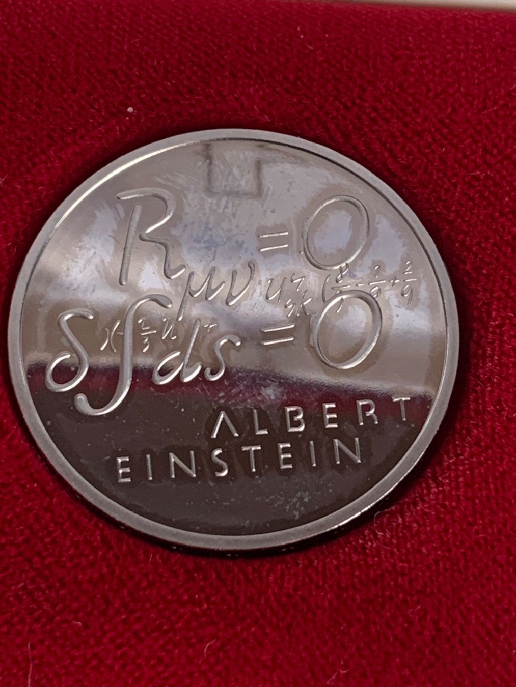 Tutti le monete: 5 Francs 1979 - A. EINSTEIN "Formel" - Polierte Platte / FB – Nuovo e nell'imballaggio originale da LE LIGNON venduto da Katanaion 1