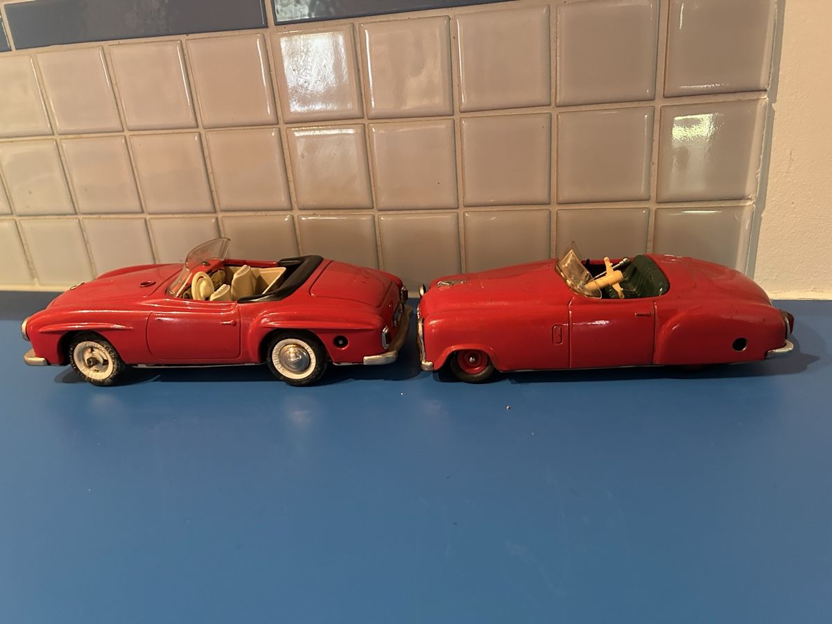 Schuco Modellini d'auto: Zwei Schuco Autos (Defekt) – Usato da Bülach venduto da larson27 1