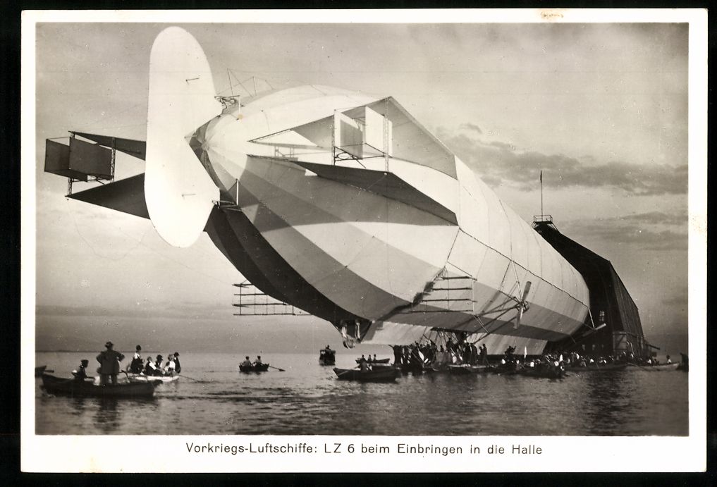 Fotografie & Manifesti: Fotografie Zeppelin LZ 6 beim Einbringen – Usato da Berlin venduto da bartko-reher