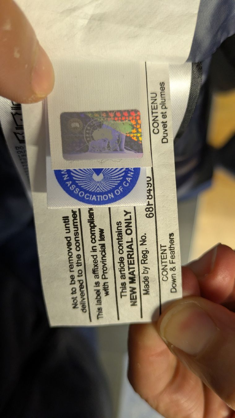 Canada Goose Cappotti: Original Canada Goose Bomber Jacket - Tempest Blue - Small – Nuovo (secondo la descrizione) da Zürich venduto da cedrium 4