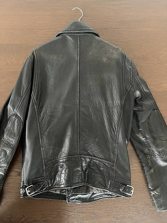 Jacken: Schwarze Lederjacke – Gebraucht aus Bülach von fla_6bnw 3