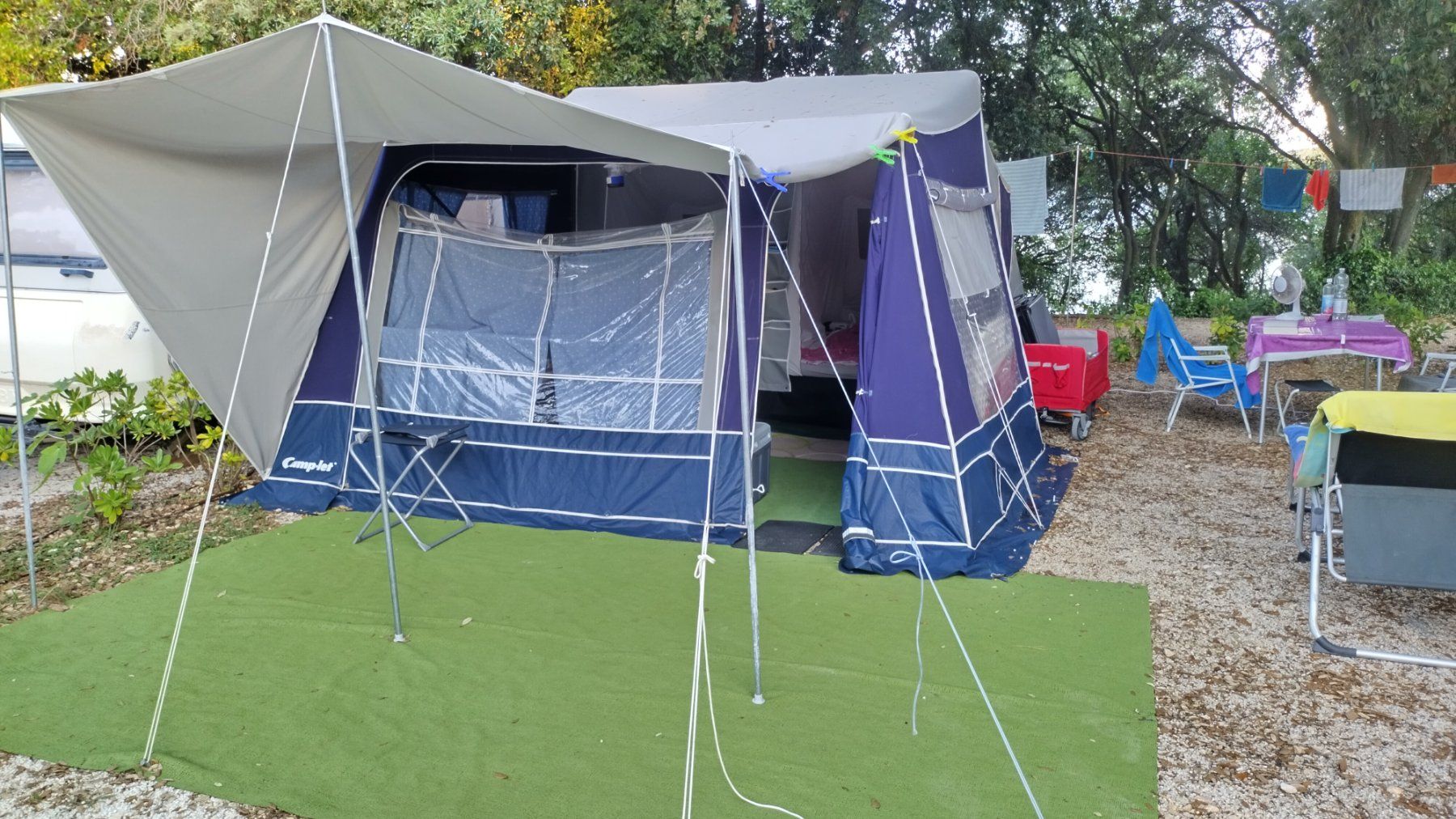 Tentes: Zeltanhänger Camp-let Basic+ – D'occasion à Derendingen par hol_mky5 1