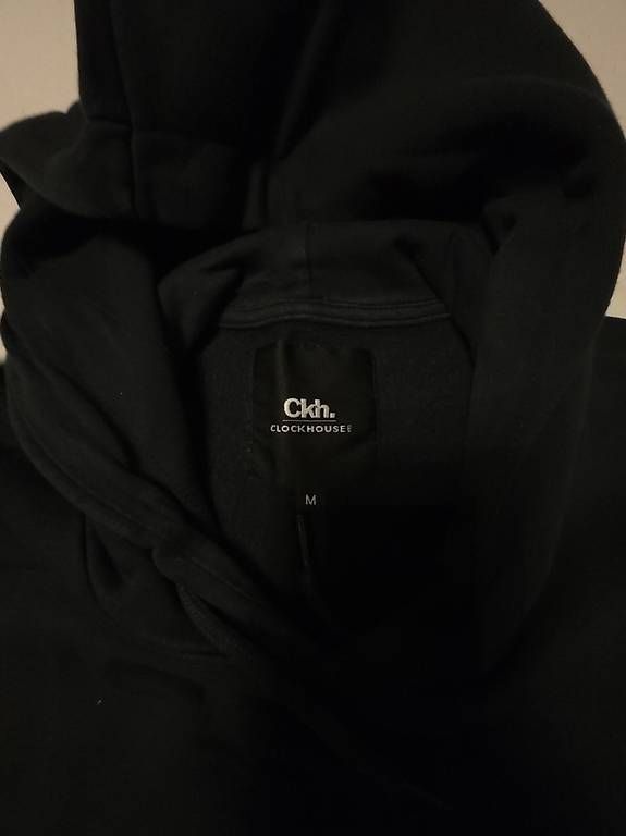 Maglioni & Felpe: Schwarzer Kapuzenpulli Hoodie – Usato da Hölstein venduto da dmi_my97 1