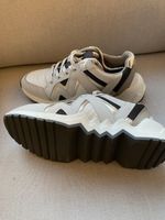 Neue Maje Sneakers, Gr 39