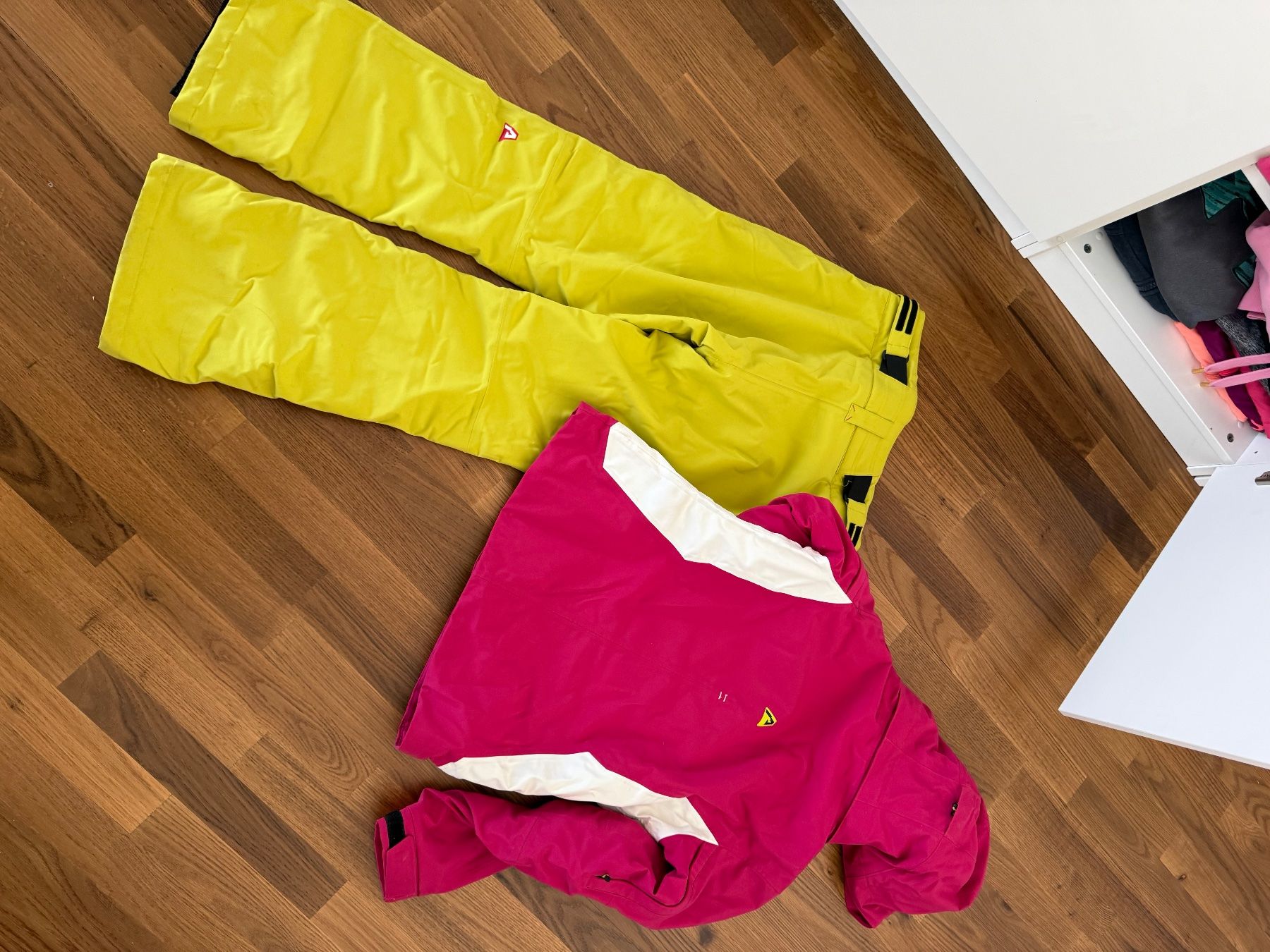 Albright Lotti di vestiti: Skijacke und Skihose – Usato da Wabern venduto da mel_tg52 1