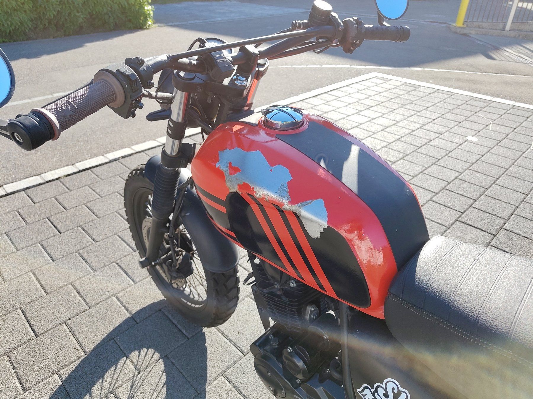 Brixton Motorcycles Strasse: Brixton Felsberg 125 – Defekt aus Uetikon am See von noa_5vzd 2