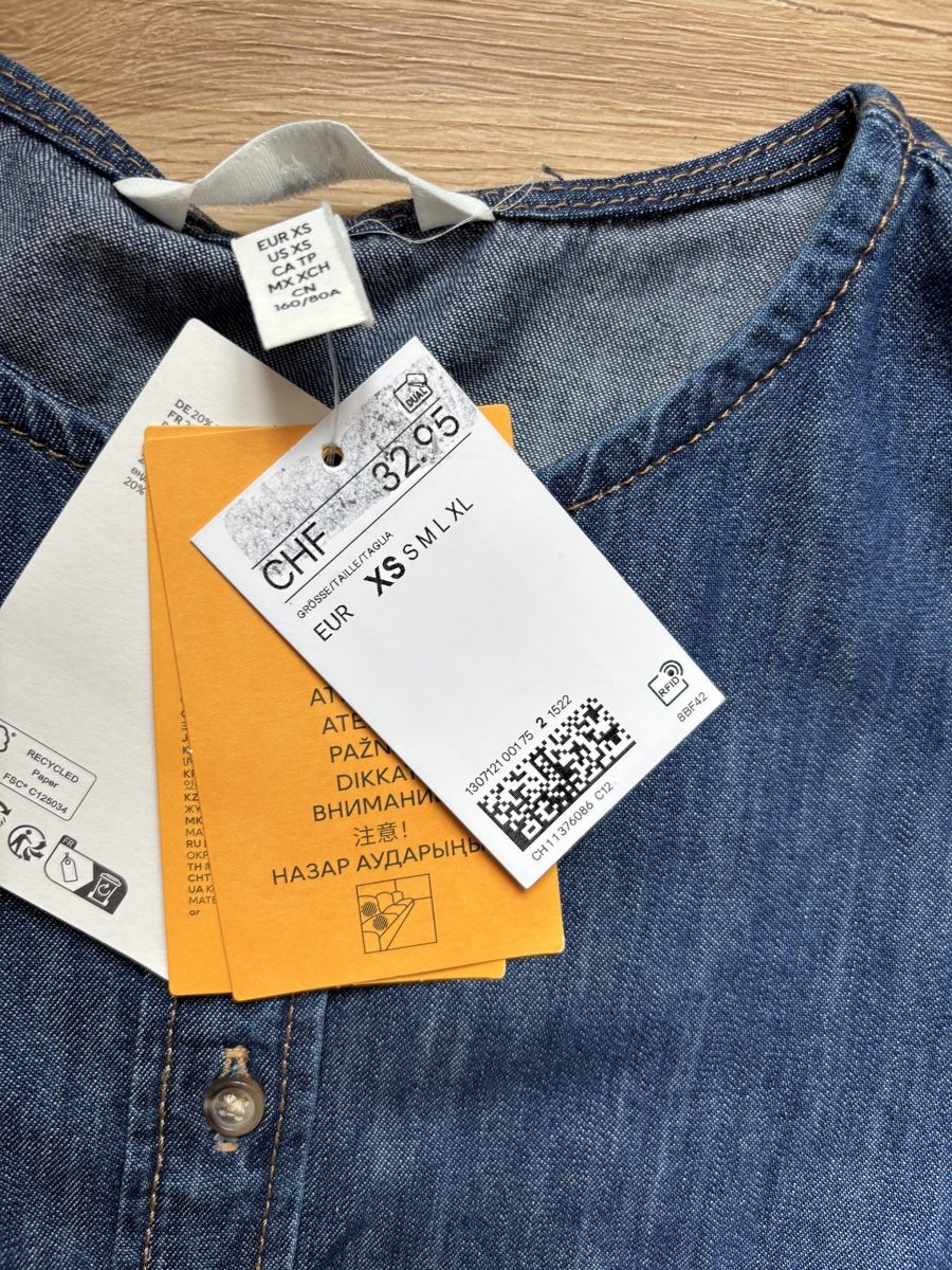 H&M Chemisiers: Jeansbluse  – Neuf avec emballage d'origine à Lohn SH par Microzoff 1