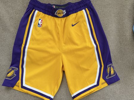 Los Angeles Lakers Nike NBA Shorts – Grösse S – Neu