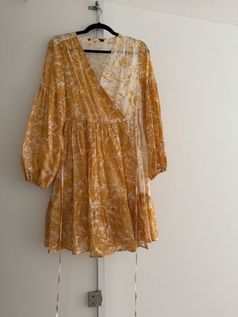 Boho Floral Print Dress, Size Medium - Perfect for Fall!