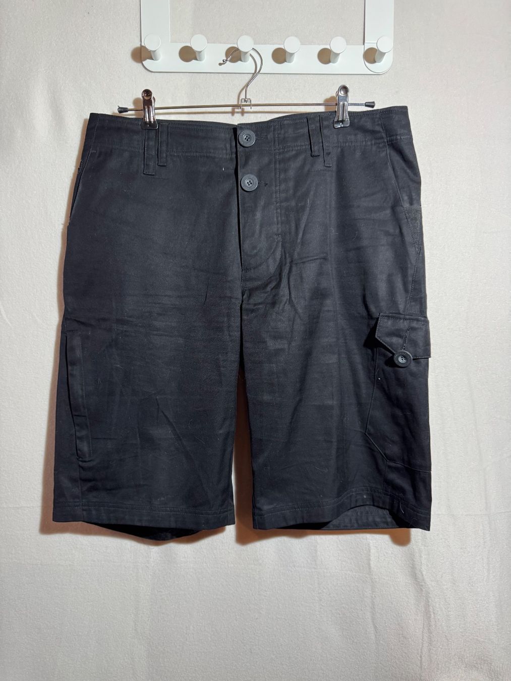 Pantaloni: Kurze Hose von Belowzero Gr. M – Usato da Grosswangen venduto da SALE_SALE_SALE