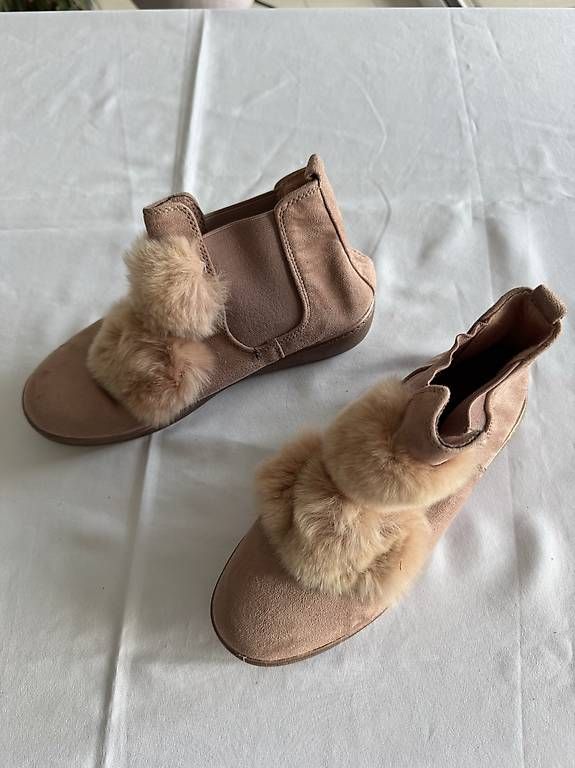 Scarpe da donna: Pinke Fell-Boots mit Pompons – Nuovo e nell'imballaggio originale da Schlieren venduto da gue_m9qk 1