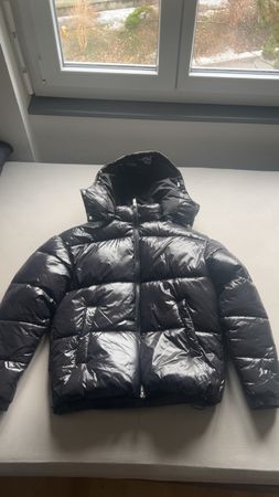 Doudoune noire brillante matelassés taille L