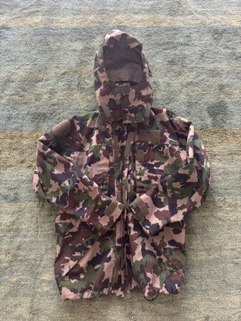 Gore‑Tex‑Jacke mit Kapuze