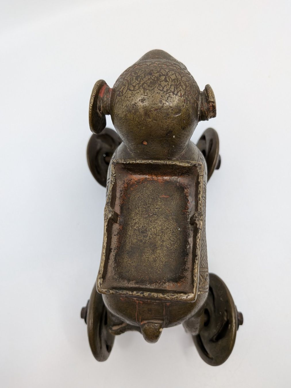 Sculture & Statue: Bronze oder Messing Elefant auf Rädern, Indien ? Nepal ? – Usato da Emmen venduto da Brockofsky 5