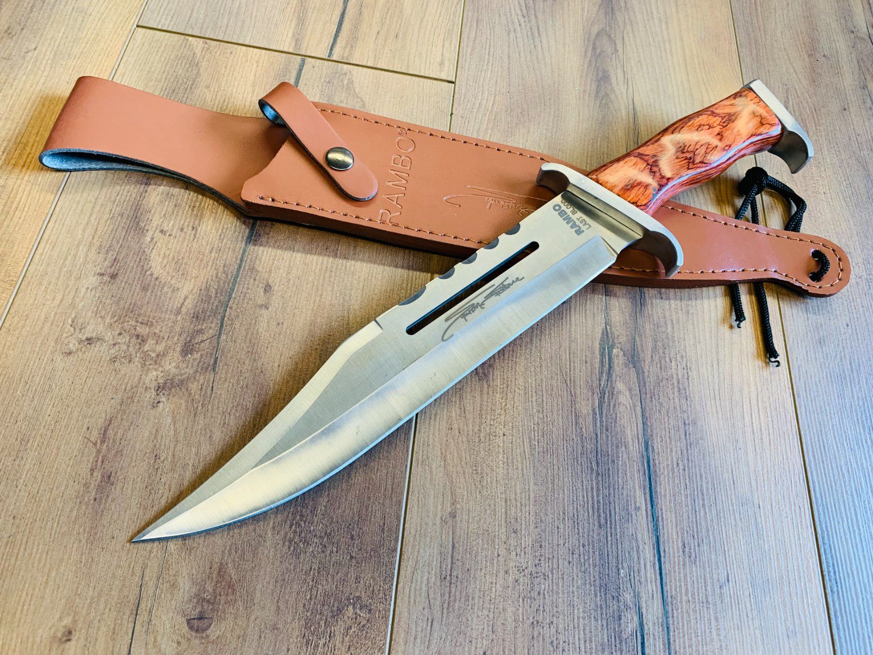 Zubehör: Rambo Tactical Survival Messer 41.5cm NEU – Neu und originalverpackt aus Bergdietikon von shopAgent 8