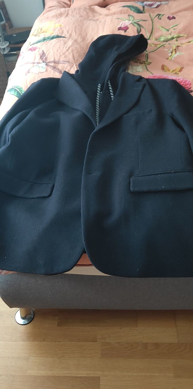 Armani Vestes: Armani Kapuzen Sacko – Neuf (Voir description) à Einsiedeln par sch_2wgv 1
