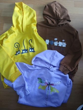 3 Hoodies Gr. 140