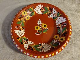 Alter, hübscher Vintage Tonteller, Schweizer Handarbeit