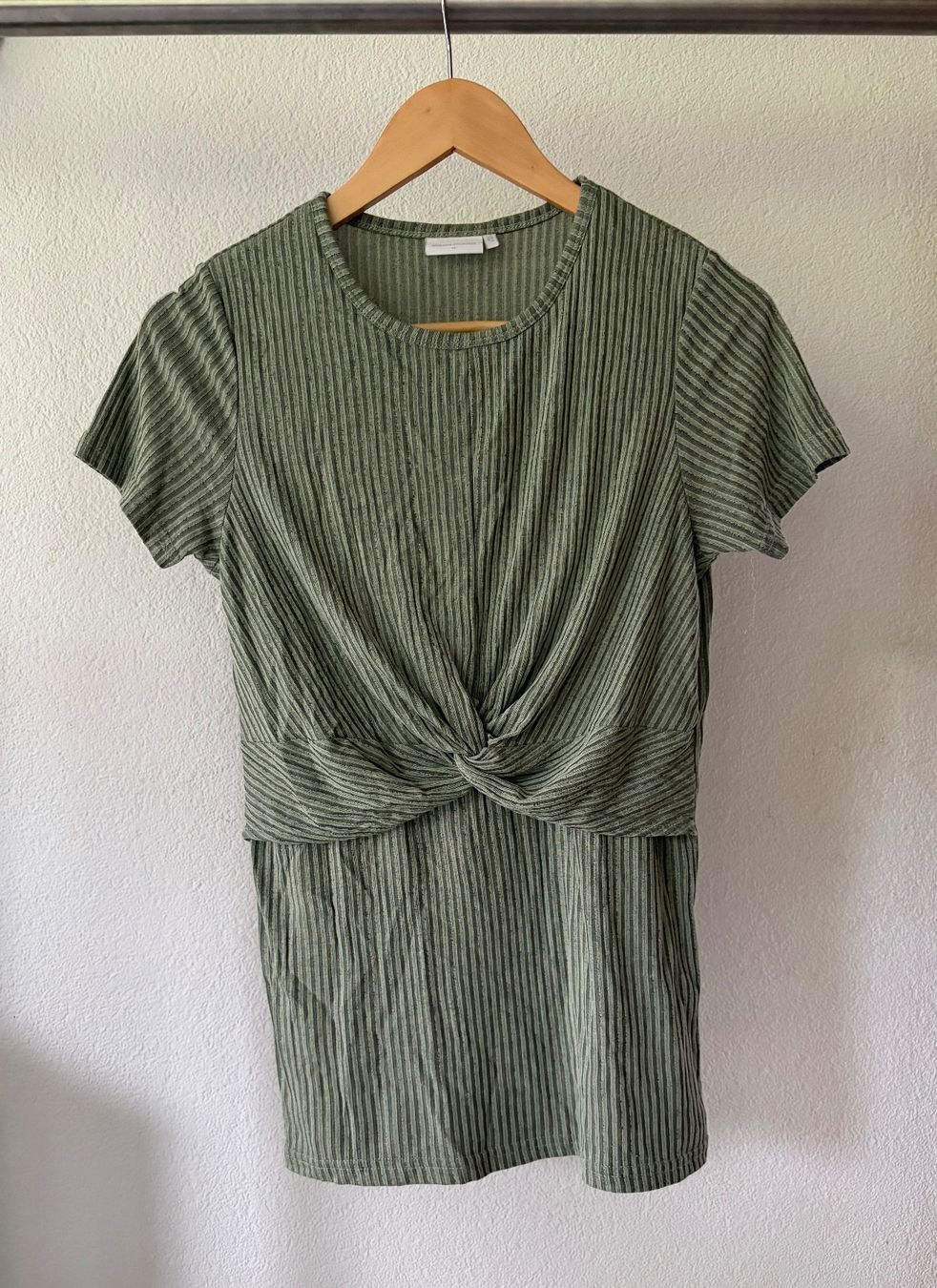 Mamalicious T-shirt: Umstandsshirt von Mamalicious, Grösse M – Usato da Triboltingen venduto da zimtsterndli5