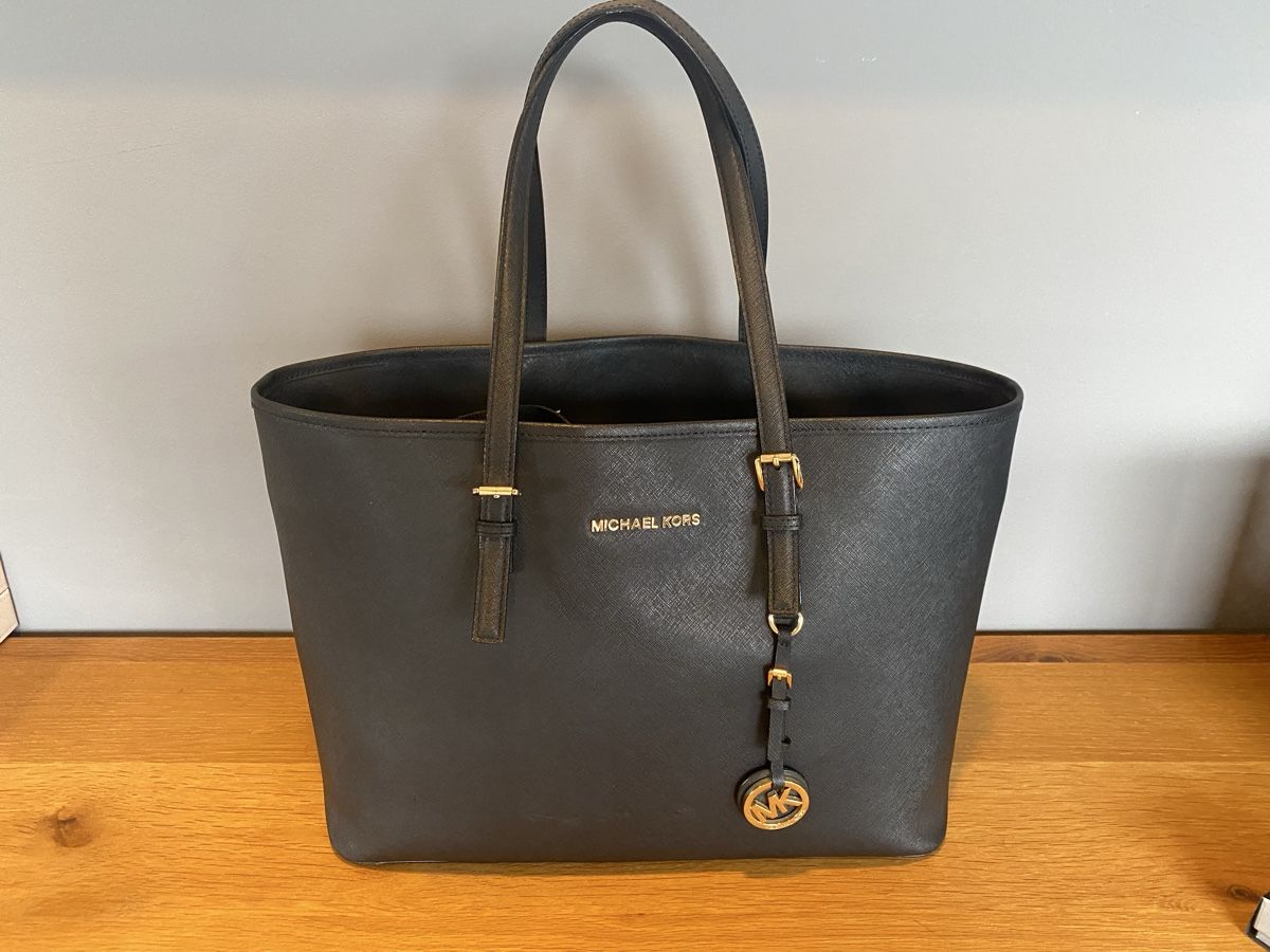 Michael Kors Borse da donna: Michael Kors Tote – Usato da Nendeln venduto da PrincessLeeza