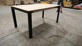 Tisch Eiche massiv ausziehbar, 160/260x90 cm, Neuwertig