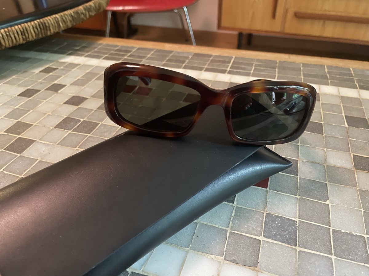 Saint Laurent Occhiali & Lenti: SAINT LAURENT Lunettes de soleil SL 809 – Nuovo (secondo la descrizione) da Grand-Lancy venduto da PirloGT 1