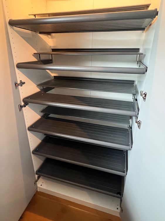 Ikea Pax KOMPLEMENT Schuhregal, ausziehbar, dunkelgrau Kaufen auf Ricardo